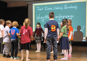 Taniec do utworu  „Abecadło z pieca spadło”