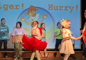 Główny bohater Tiger i żyrafa